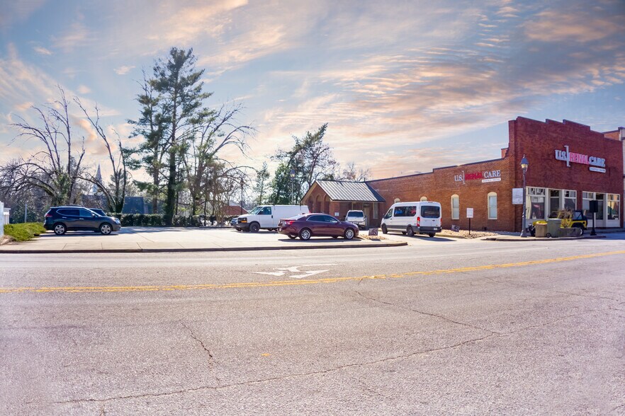 306 Main St, Edgefield, SC à vendre - Photo de l’immeuble – Image 3 sur 7