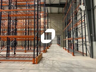 Plus de détails pour Bureau, Local d'activités à louer