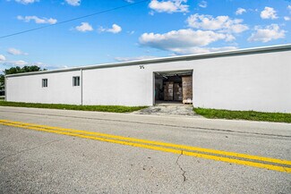 Plus de détails pour 421 NE 7th Ave, Boynton Beach, FL - Industriel/Logistique à louer