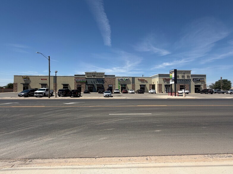 700 S Main St, Andrews, TX à louer - Photo principale – Image 1 sur 11