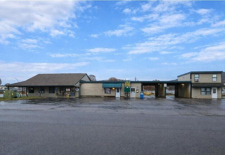 24 Park Dr, Hornell, NY à vendre - Photo de l’immeuble – Image 2 sur 3