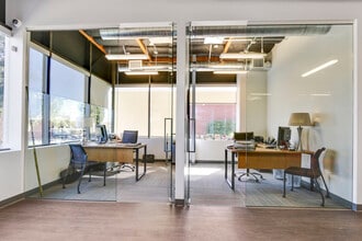 5000 Campus Dr, Newport Beach, CA à louer Photo intérieure– Image 1 sur 5