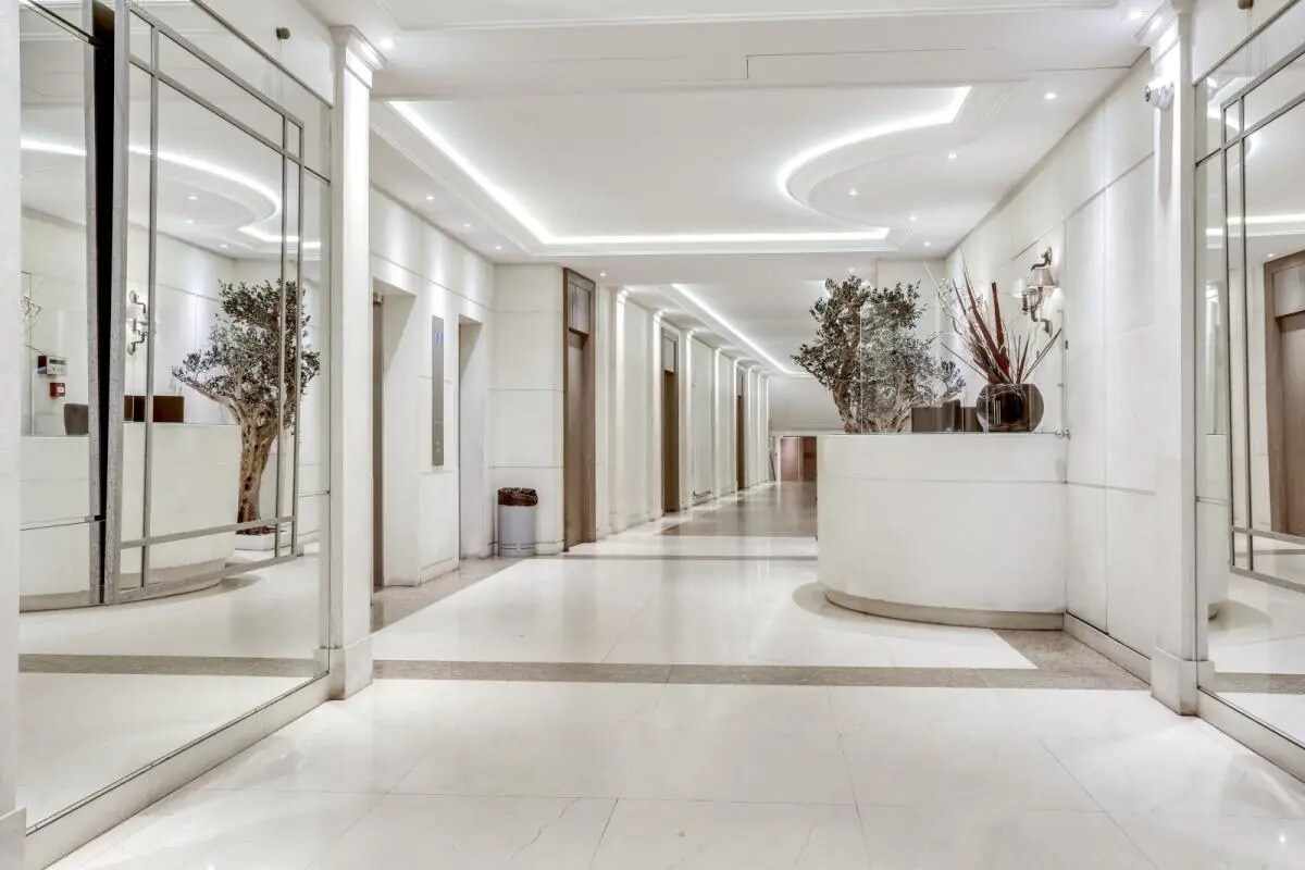 89-91 Rue Du Faubourg Saint-Honoré, Paris à vendre Photo de l’immeuble– Image 1 sur 15