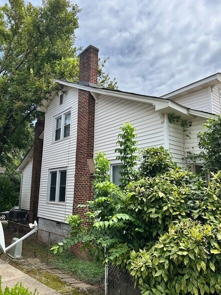 514 Beatties Ford Rd, Charlotte, NC à vendre - Photo de l’immeuble – Image 3 sur 37