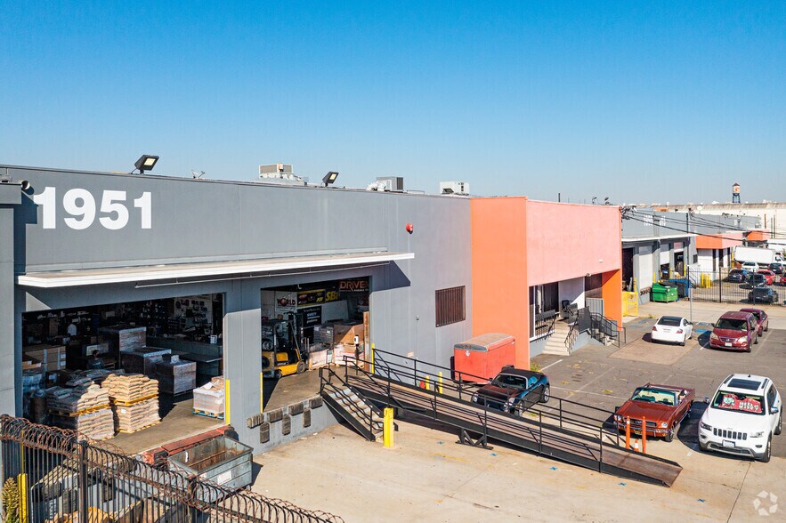 2015-2019 E 48th St, Vernon, CA à louer - Photo de l’immeuble – Image 3 sur 5