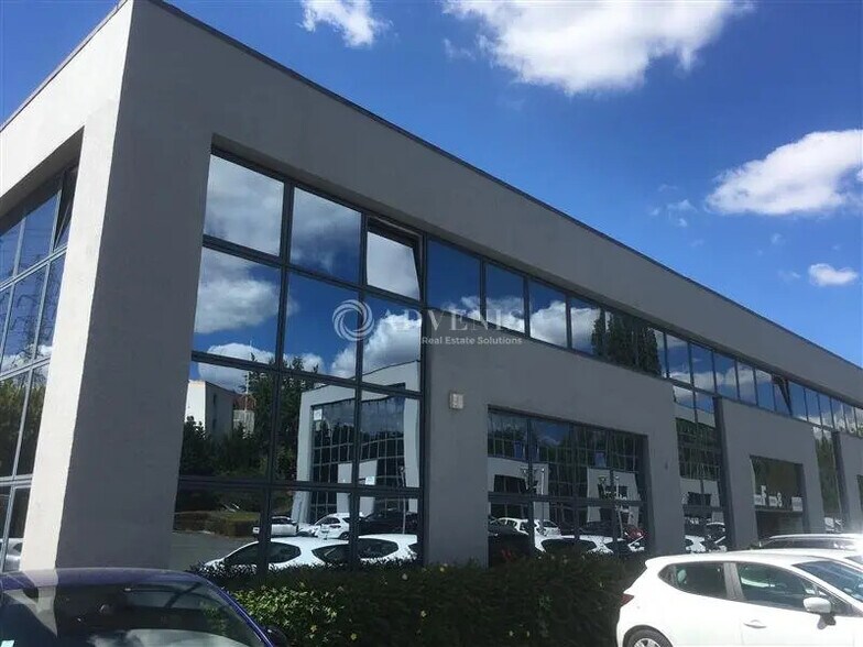 Bureau dans Palaiseau à louer - Photo de l’immeuble – Image 1 sur 1
