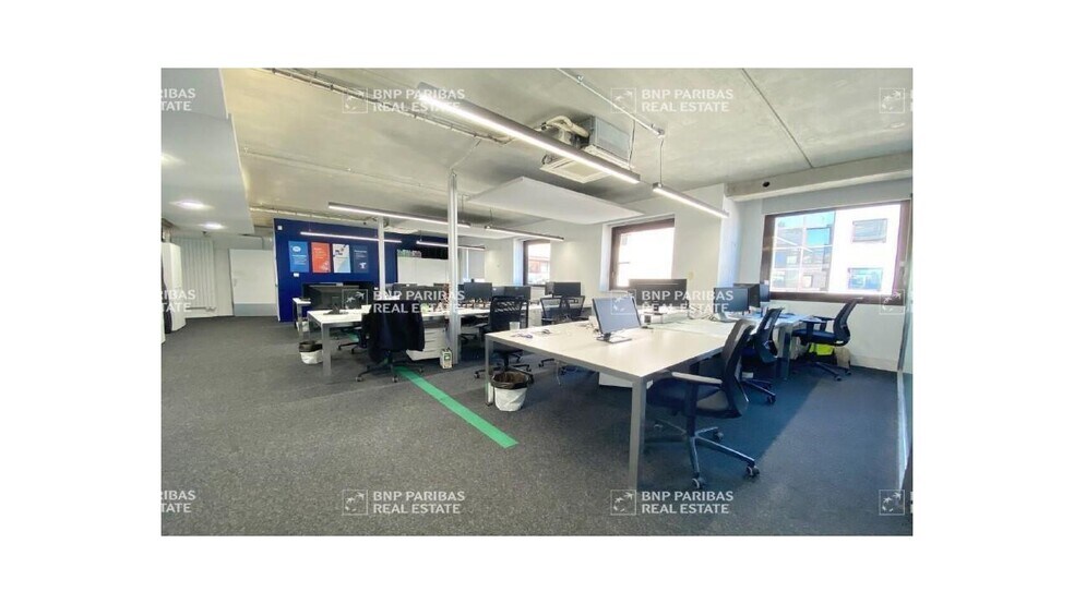 Bureau dans Boulogne-Billancourt à louer - Photo de l’immeuble – Image 3 sur 3