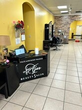 815-825 Plantation Dr, Richmond, TX à louer Photo intérieure– Image 2 sur 3