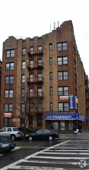 3510 Bainbridge Ave, Bronx, NY à louer - Photo de l’immeuble – Image 2 sur 4
