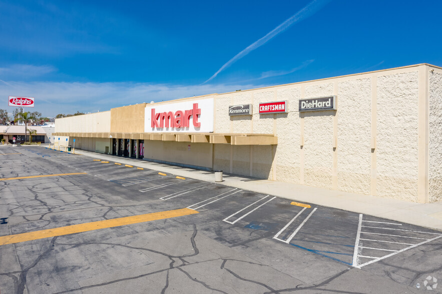 1000 N San Fernando Blvd, Burbank, CA à louer - Photo de l’immeuble – Image 2 sur 6