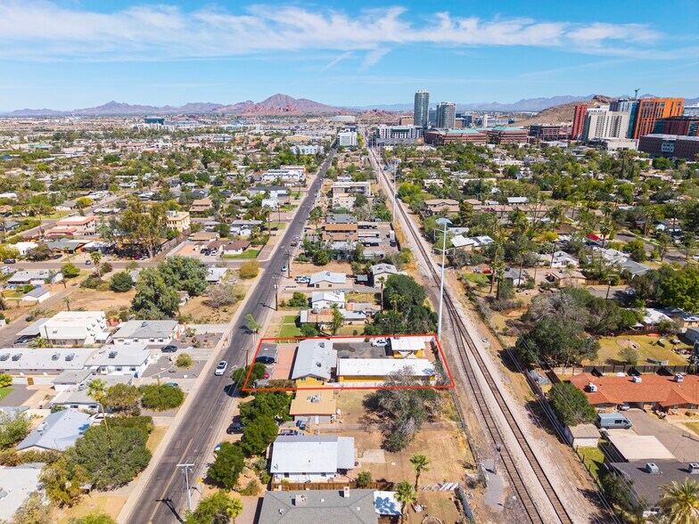 1219 S Farmer Ave, Tempe, AZ à vendre - Photo de l’immeuble – Image 3 sur 12
