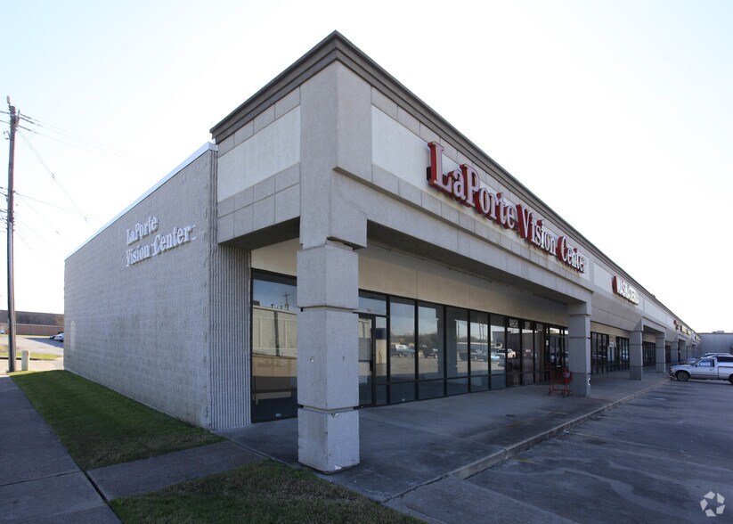 1101-1139 S Broadway St, La Porte, TX à louer - Photo de l’immeuble – Image 1 sur 25