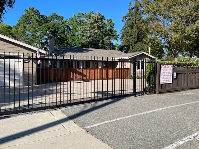 484 Diablo Rd, Danville, CA à vendre - Photo de l’immeuble – Image 3 sur 6