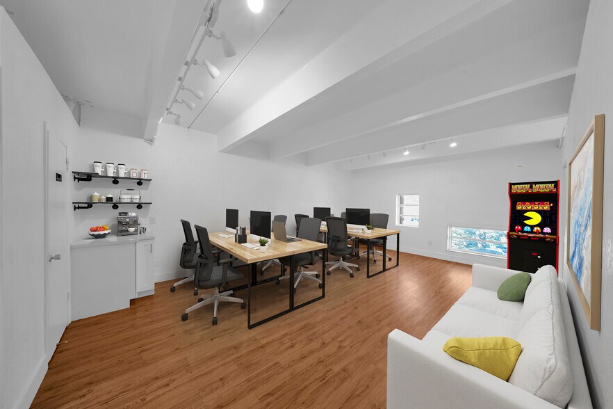 12252-12294 SW 131st Ave, Miami, FL à louer - Photo de l’immeuble – Image 3 sur 40