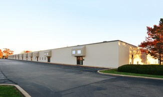 Plus de détails pour 8545-8587 Zionsville Rd, Indianapolis, IN - Local d'activités à louer