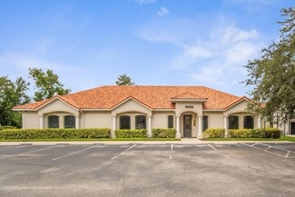 Plus de détails pour 8626 N Himes Ave, Tampa, FL - Bureau à vendre