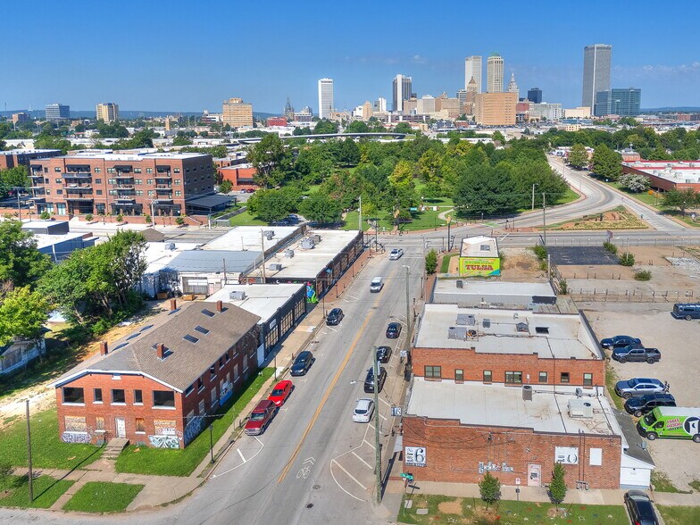 605 S Peoria Ave, Tulsa, OK à louer - Photo de l’immeuble – Image 3 sur 27