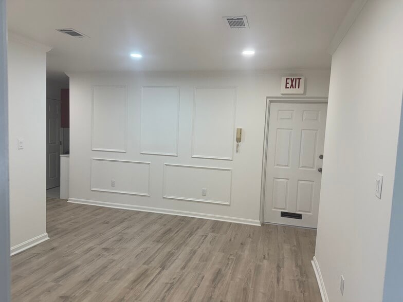 5016-5018 Dorsey Hall Dr, Ellicott City, MD à louer - Photo de l’immeuble – Image 3 sur 6
