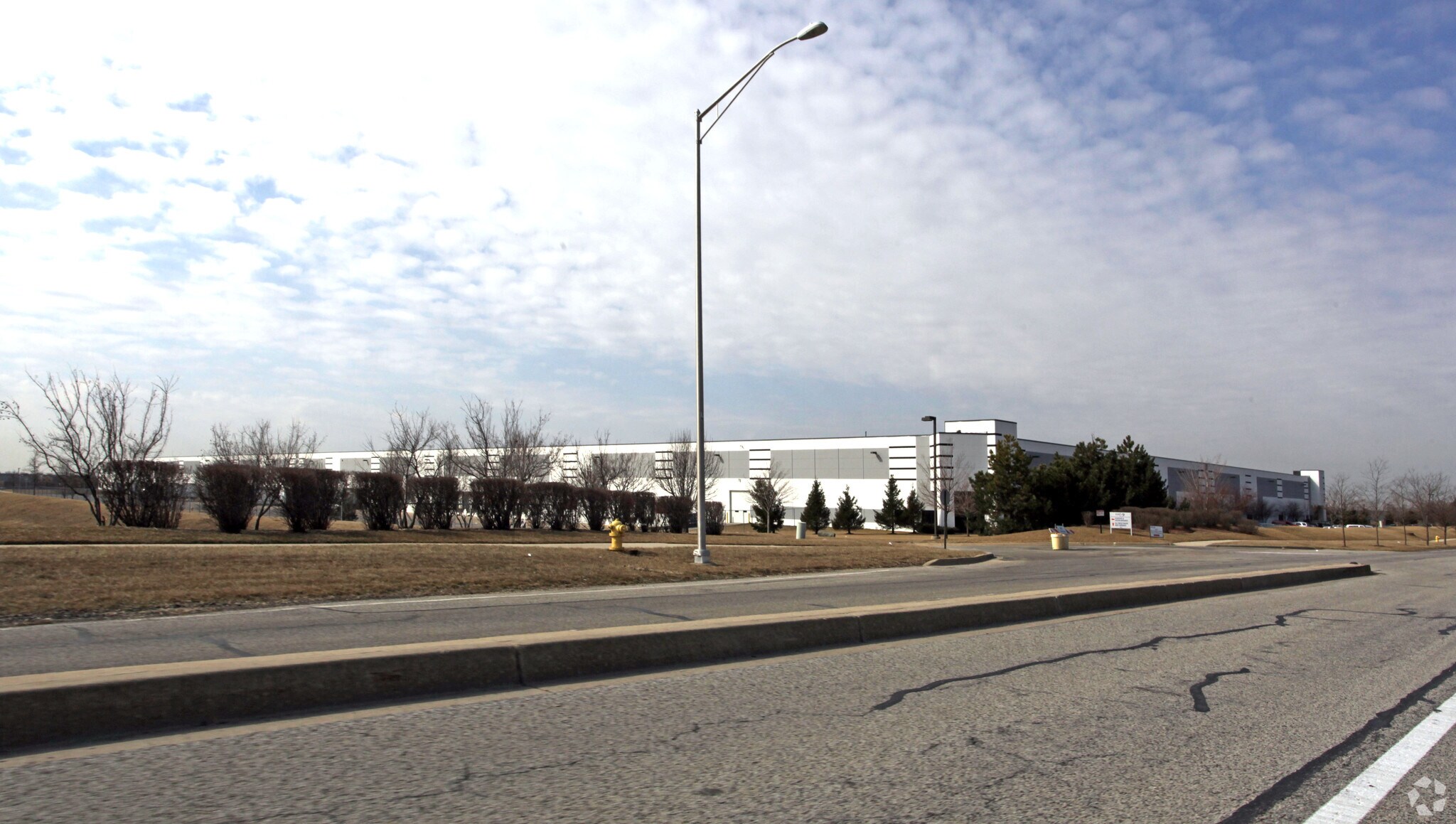 1601 Remington Blvd, Bolingbrook, IL à louer Photo de l’immeuble– Image 1 sur 6