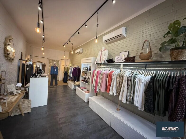 Local commercial dans Lille à louer - Photo de l’immeuble – Image 3 sur 5