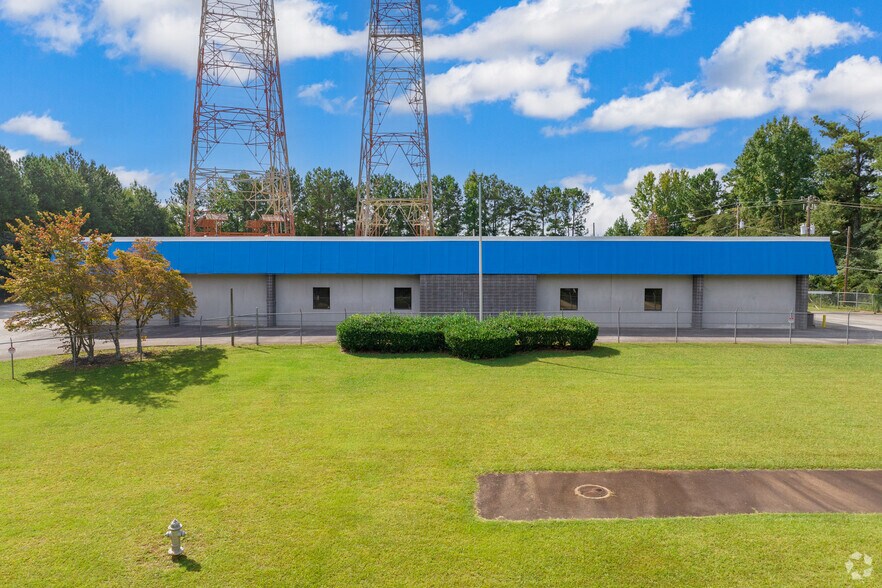 14851 Veterans Memorial Hwy, Villa Rica, GA à louer - Photo de l’immeuble – Image 1 sur 5