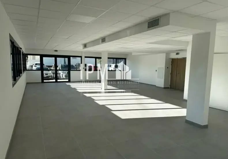 Bureau dans Aubagne à vendre Photo intérieure– Image 1 sur 12