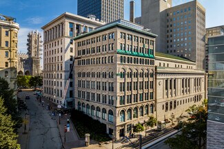 Plus de détails pour 100-104 Rue Saint-Antoine O, Montréal, QC - Logement à vendre