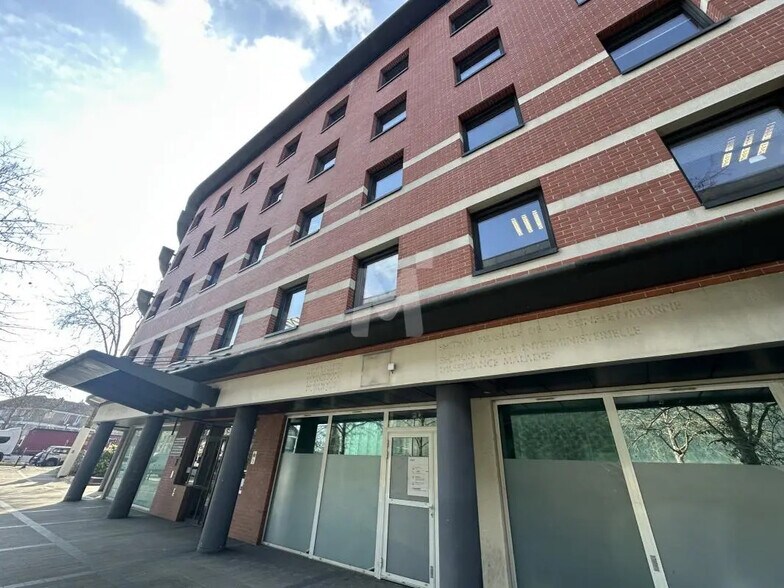 Bureau dans Melun à louer - Photo de l’immeuble – Image 2 sur 10