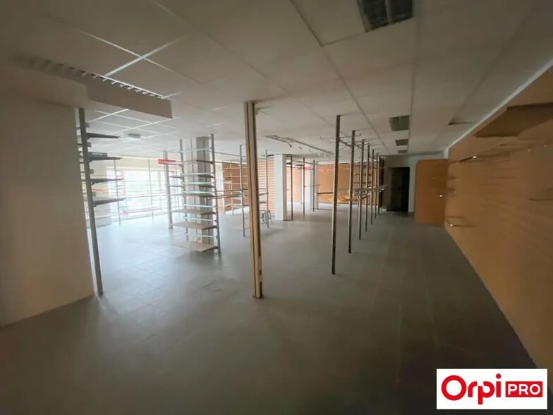 Local commercial dans Longjumeau à vendre - Photo de l’immeuble – Image 3 sur 20