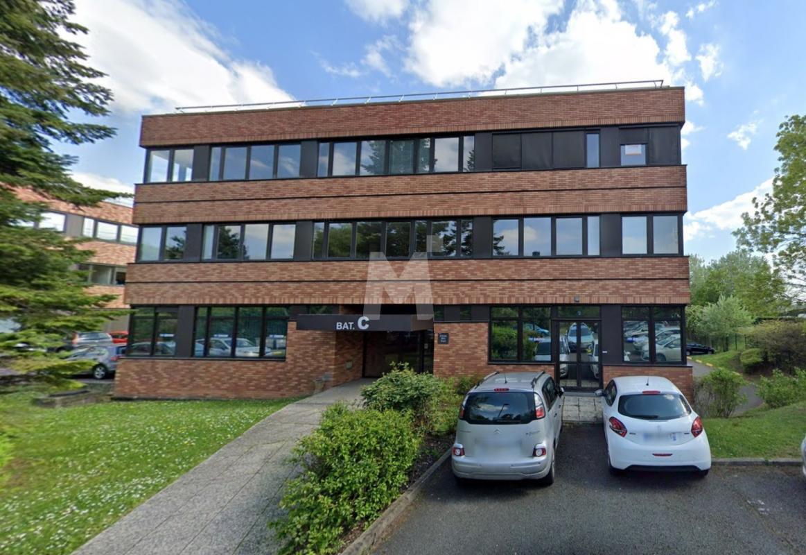 Bureau dans Verrières-le-Buisson à louer Photo de l’immeuble– Image 1 sur 2
