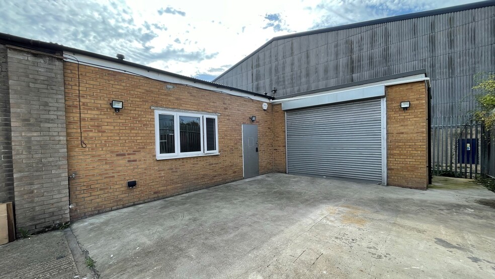 Wollaston Way, Basildon à louer - Photo principale – Image 1 sur 2