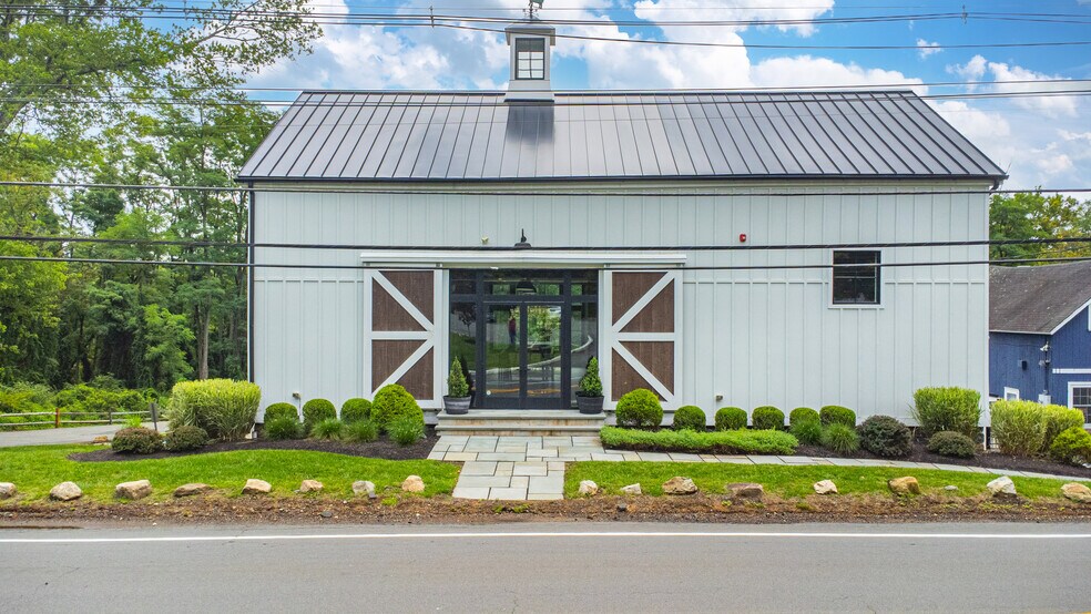 906 Mount Kemble Ave, Morristown, NJ à vendre - Photo de l’immeuble – Image 2 sur 9