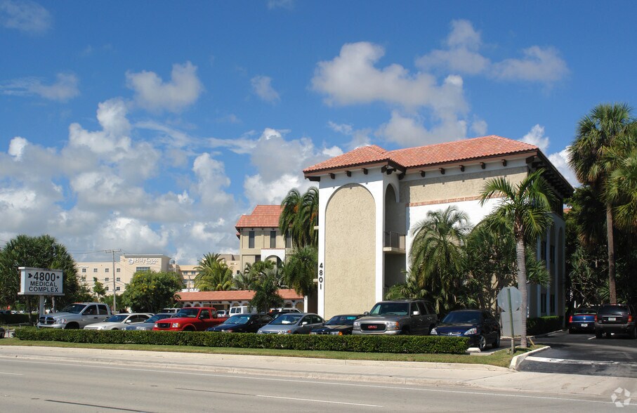 4801 N Federal Hwy, Fort Lauderdale, FL à vendre - Photo de l’immeuble – Image 3 sur 174