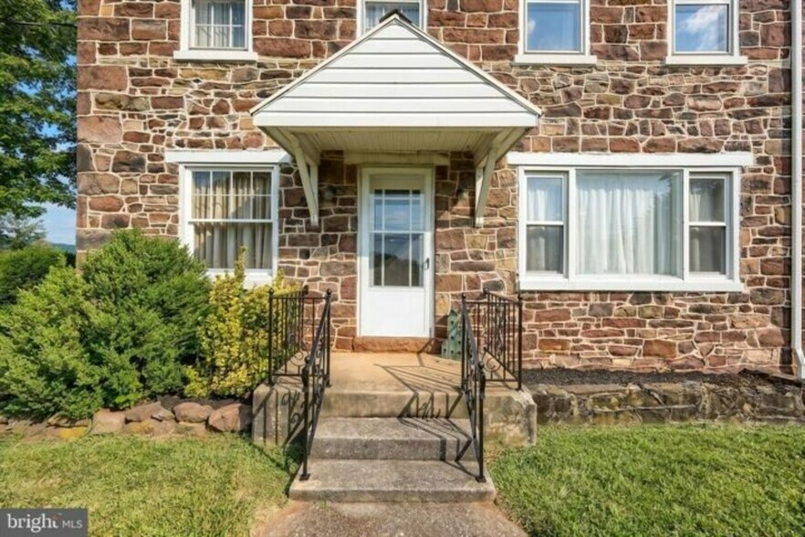4951 Carlisle Rd, Dover, PA à vendre - Photo de l’immeuble – Image 3 sur 55