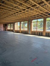 3250 Skyway Dr, Santa Maria, CA à louer Photo intérieure– Image 2 sur 4