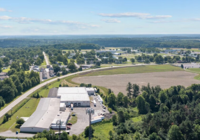 6103 State Route 446, Canfield, OH à louer - Photo de l’immeuble – Image 2 sur 17