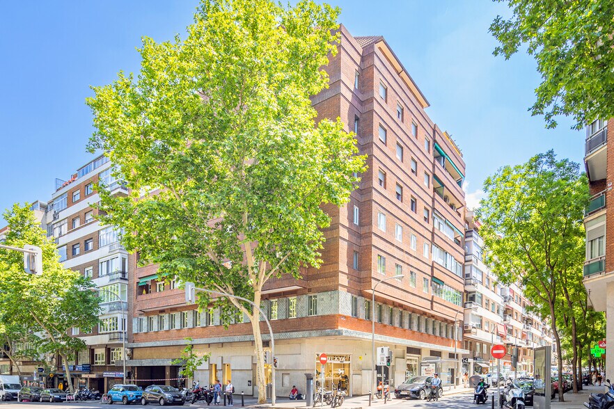 Calle de Ríos Rosas, 42, Madrid, Madrid à louer - Plan d’étage – Image 1 sur 2