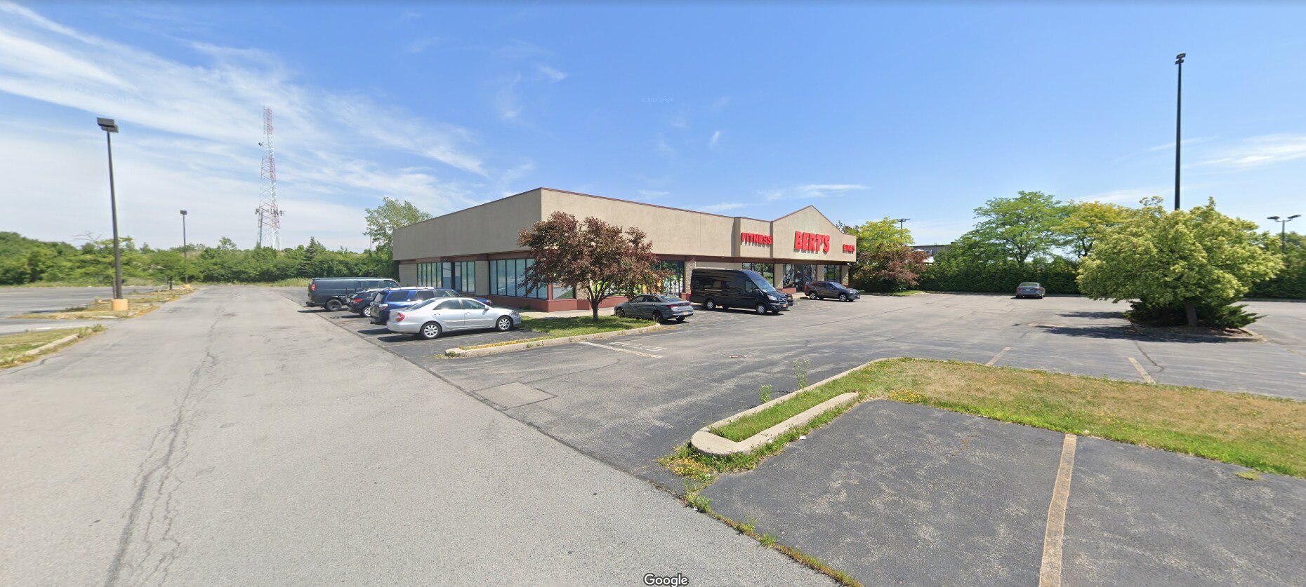 100 Jay Scutti Blvd, Rochester, NY à louer Photo de l’immeuble– Image 1 sur 3