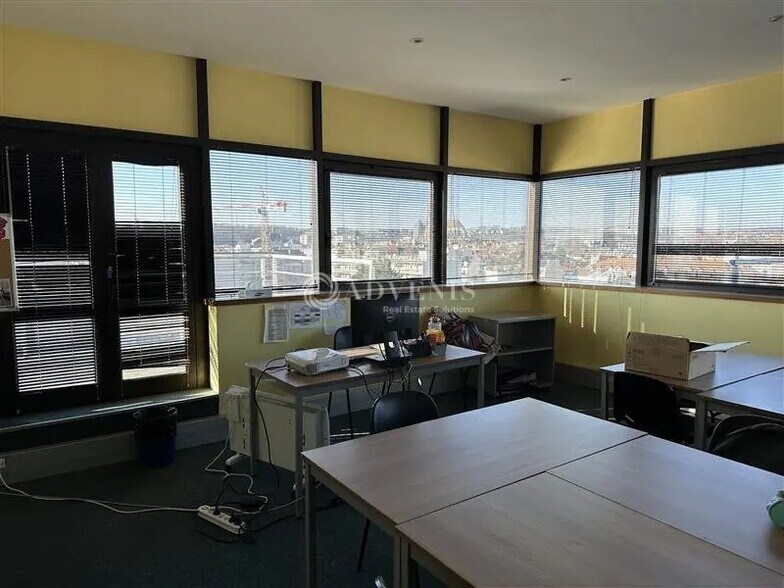 Bureau dans Mareuil-lès-Meaux à louer - Photo de l’immeuble – Image 3 sur 6