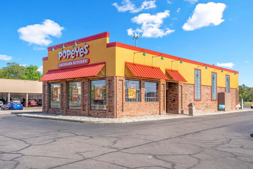 715 W Norton Ave, Muskegon, MI à vendre - Photo de l’immeuble – Image 3 sur 5