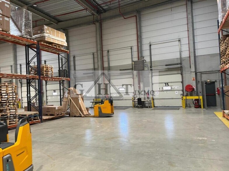 Industriel/Logistique dans Pierrelaye à louer - Photo intérieure – Image 3 sur 4