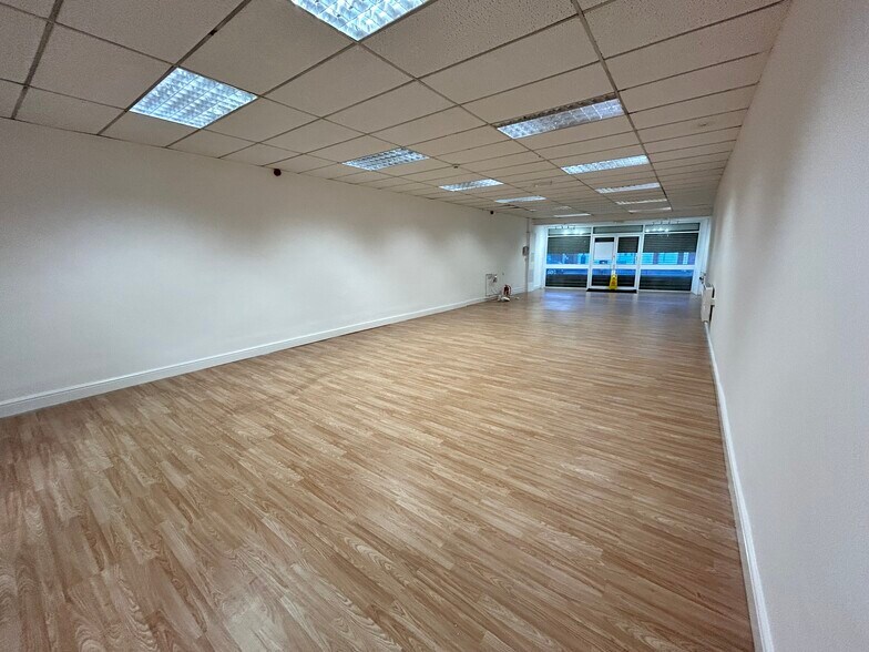 22-22A Woodfield St, Swansea à vendre - Photo intérieure – Image 2 sur 10