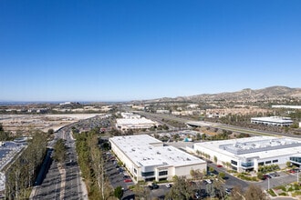 20191 Windrow Dr, Lake Forest, CA - VUE AÉRIENNE  vue de carte - Image1