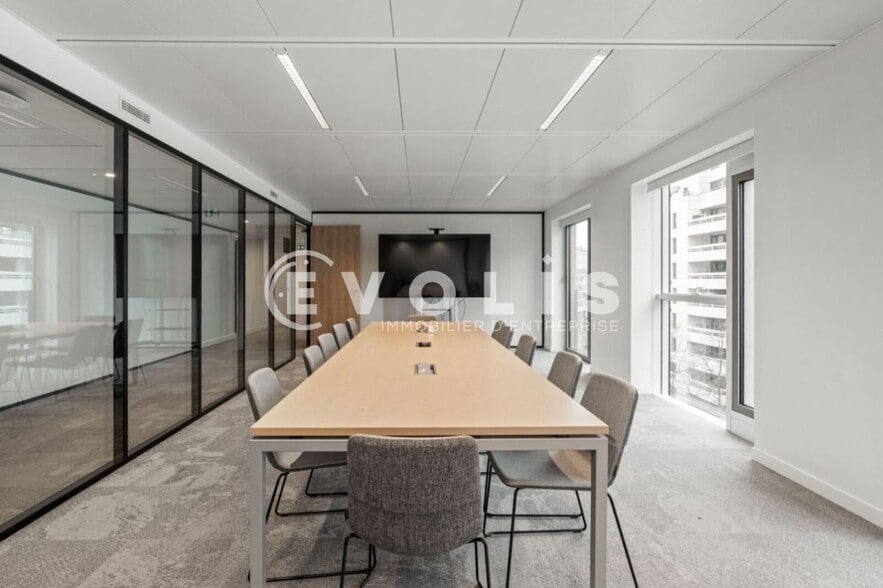 12 Avenue André Malraux, Levallois-Perret à louer - Photo de l’immeuble – Image 2 sur 4