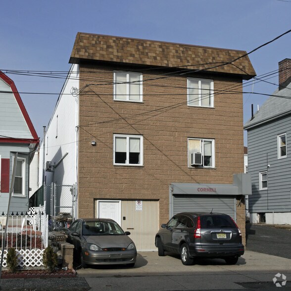 62 Rutgers St, Belleville, NJ à vendre - Photo de l’immeuble – Image 3 sur 21