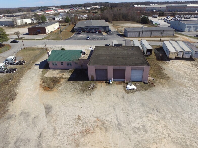 106 Sandra Ave, Greenville, SC à vendre - Photo de l’immeuble – Image 3 sur 8