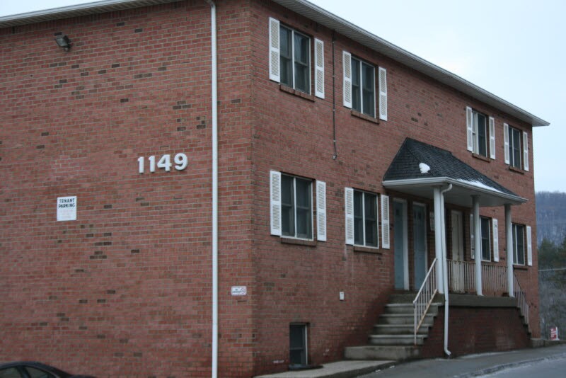 Campus Edge at IUP portefeuille de 6 biens à vendre sur LoopNet.fr - Photo principale – Image 3 sur 4