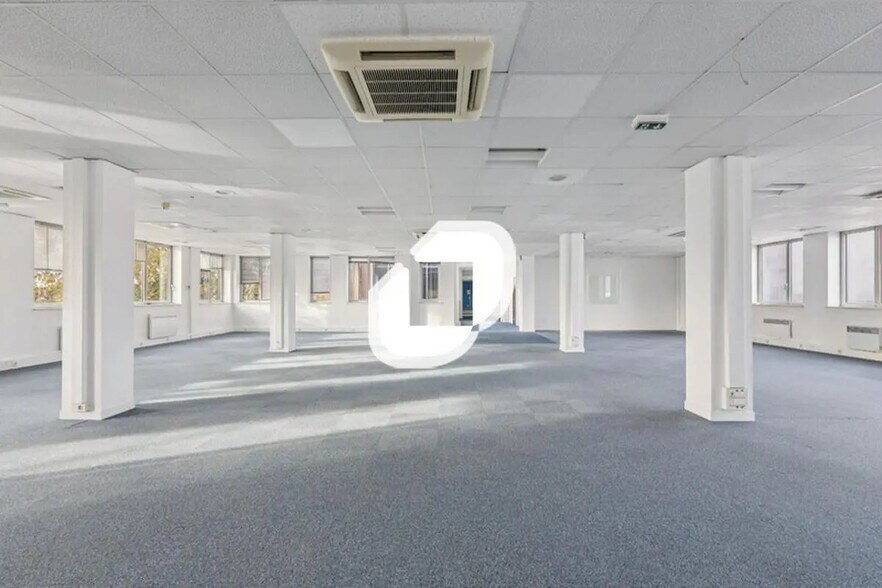 Bureau dans Neuilly-Plaisance à louer - Photo intérieure – Image 3 sur 14