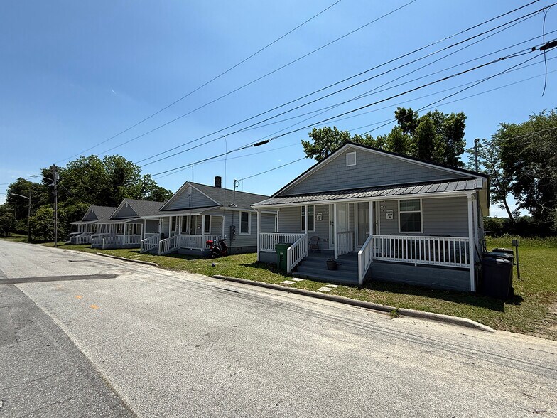 403 Deck St, Greenville, NC à vendre - Photo de l’immeuble – Image 2 sur 4