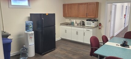 9-13 Ackerman Ave, Emerson, NJ à louer Photo de l’immeuble– Image 2 sur 6